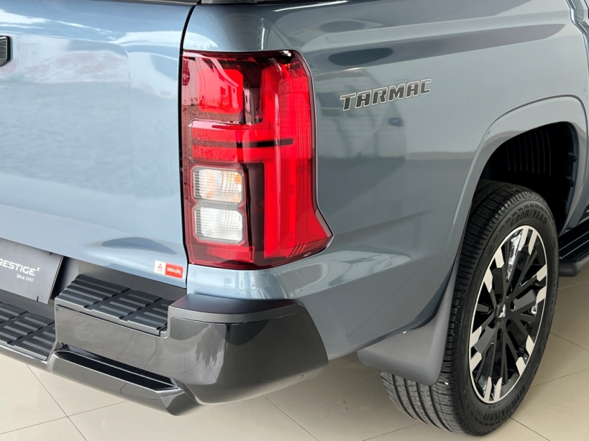 mitsubishi all new triton tarmac 202630