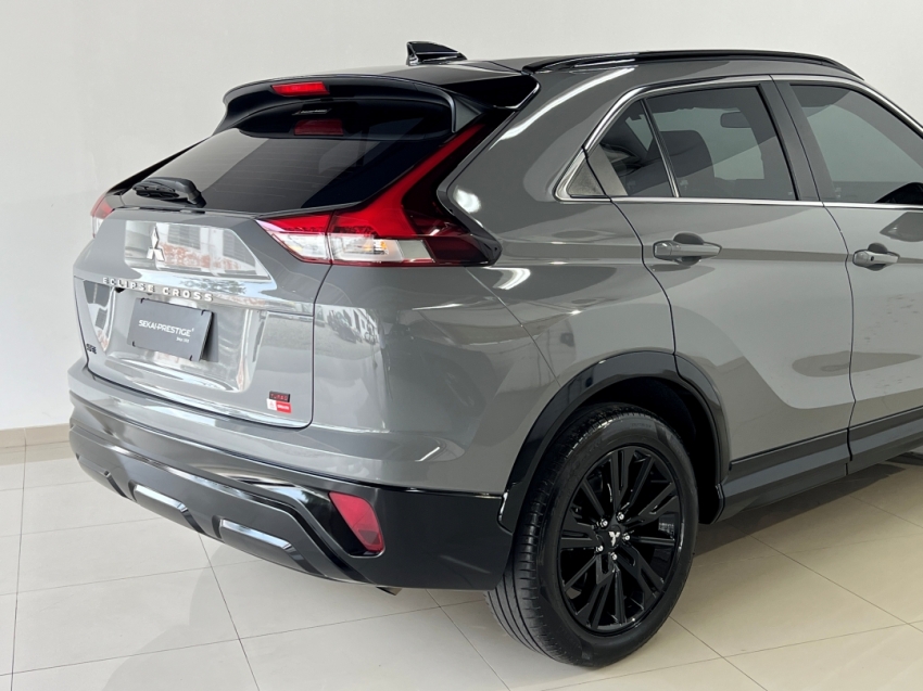 mitsubishi eclipse cross hpe black 202614