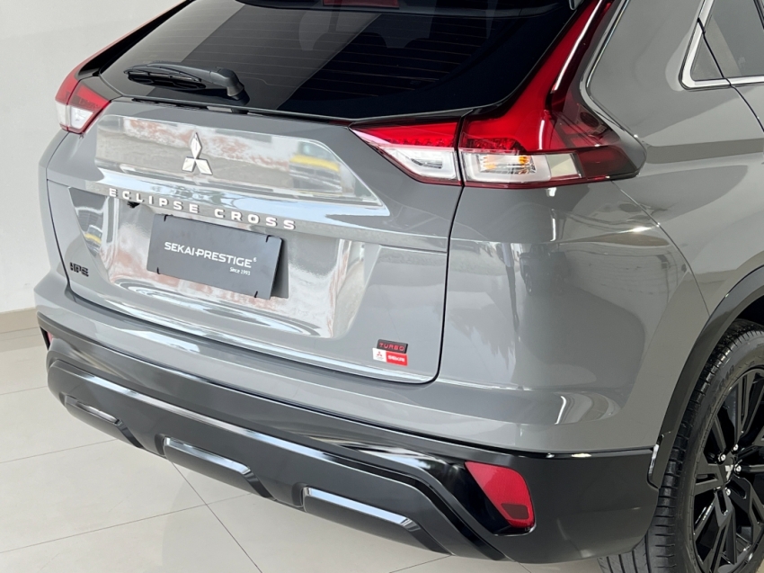 mitsubishi eclipse cross hpe black 202627