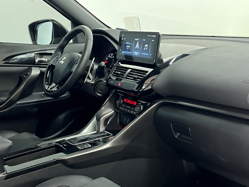 mitsubishi eclipse cross hpe black 202622