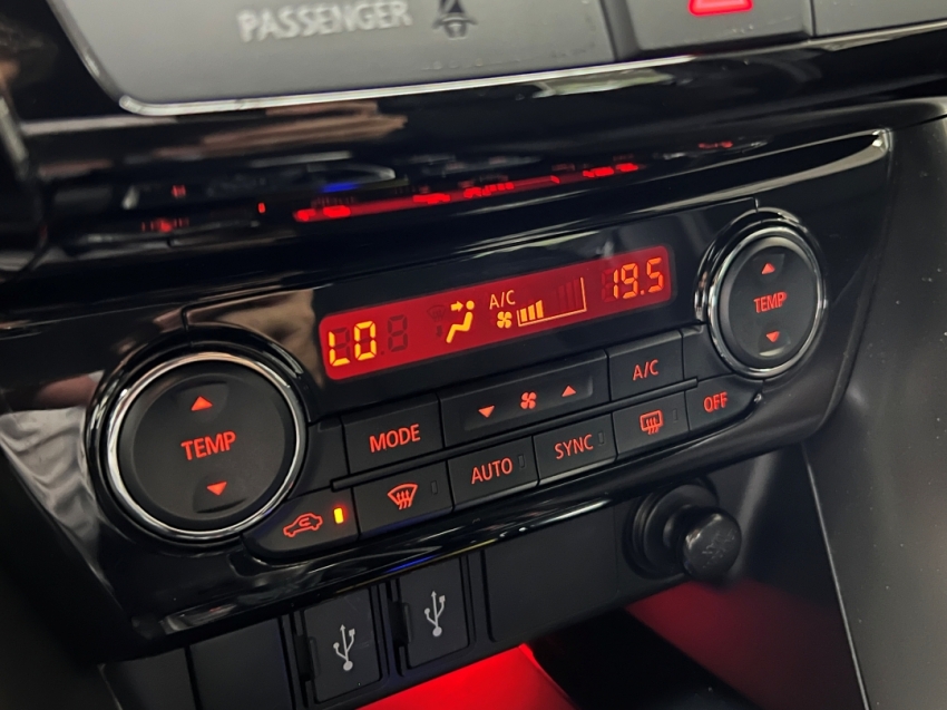 mitsubishi eclipse cross hpe black 20267