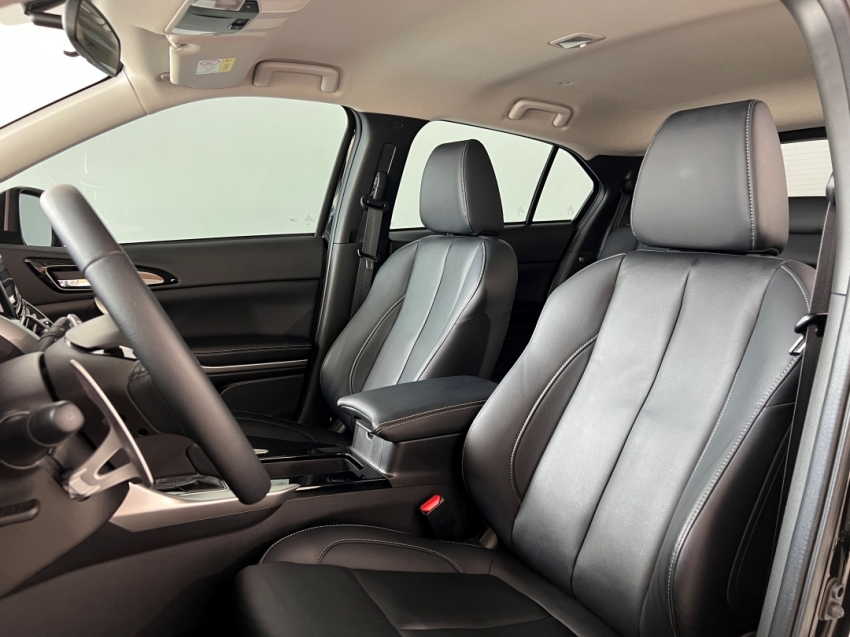 mitsubishi eclipse cross hpe 202511