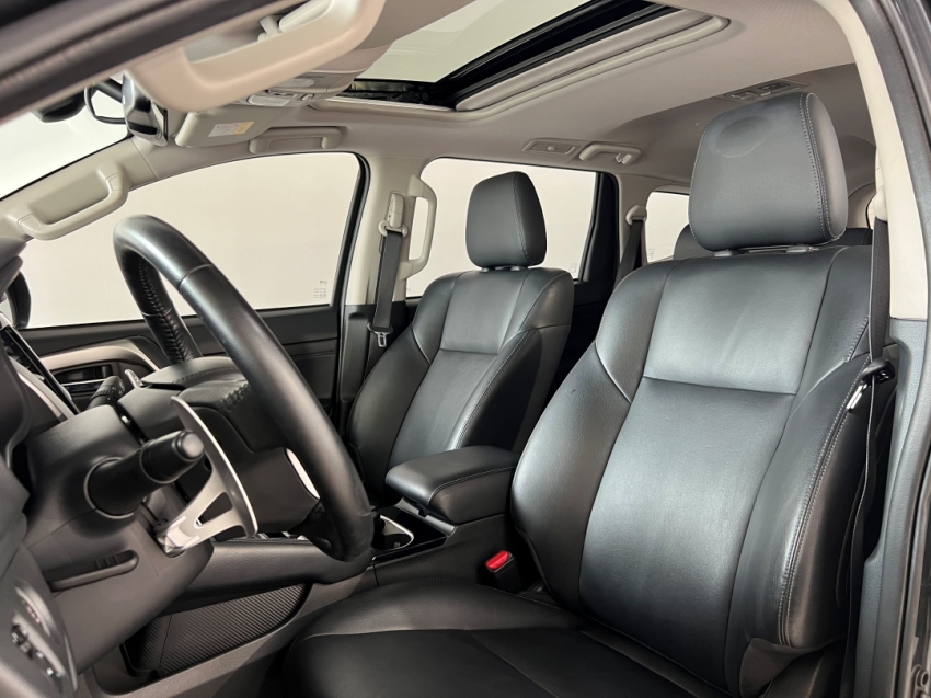 mitsubishi pajero sport hpes 202412