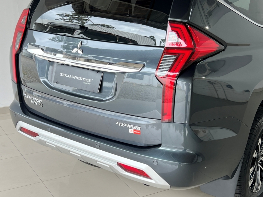 mitsubishi pajero sport hpes 202433