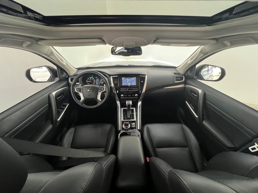 mitsubishi pajero sport hpes 202425