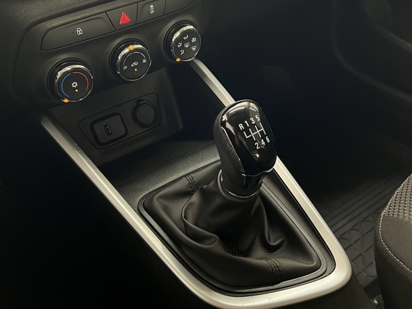 chevrolet onix hatch lt 1.0 mt 20228