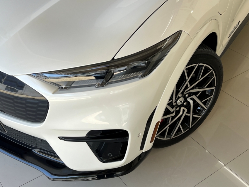 ford mustang mach - e gt 202334