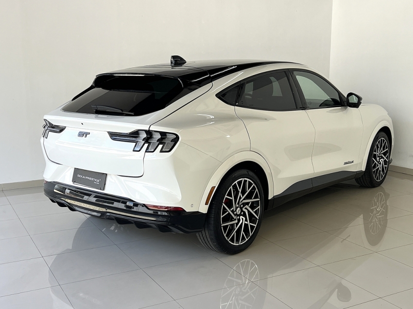 ford mustang mach - e gt 20232