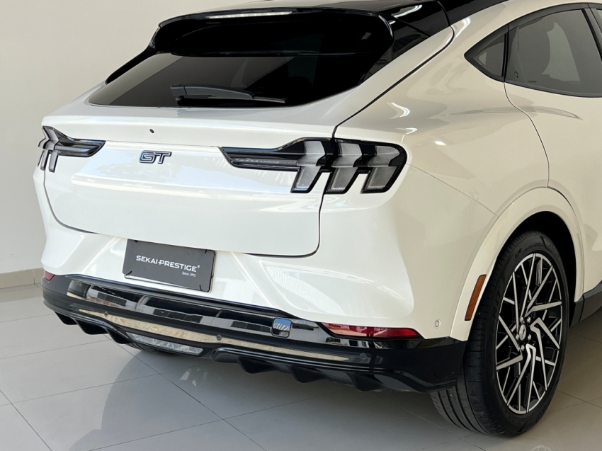 ford mustang mach - e gt 202331