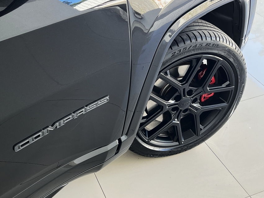 jeep compass blackhawk hurricane 2.0 turbo gasolina 202620