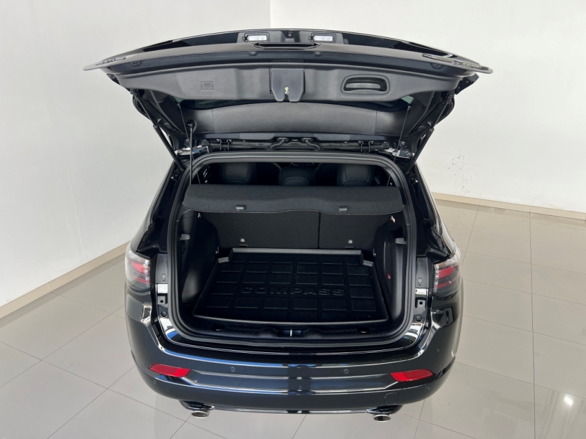 jeep compass blackhawk hurricane 2.0 turbo gasolina 202618