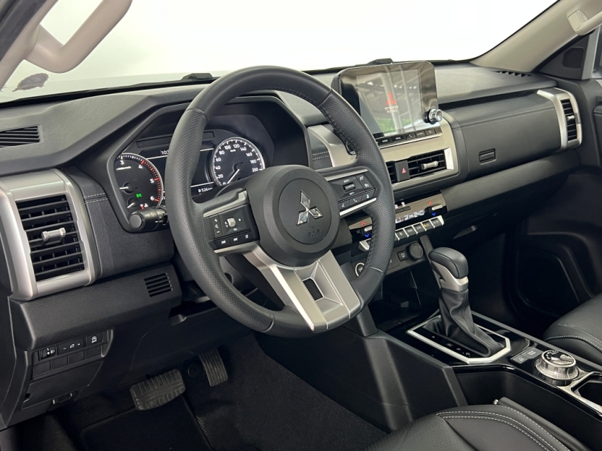 mitsubishi all new triton hpes 20264