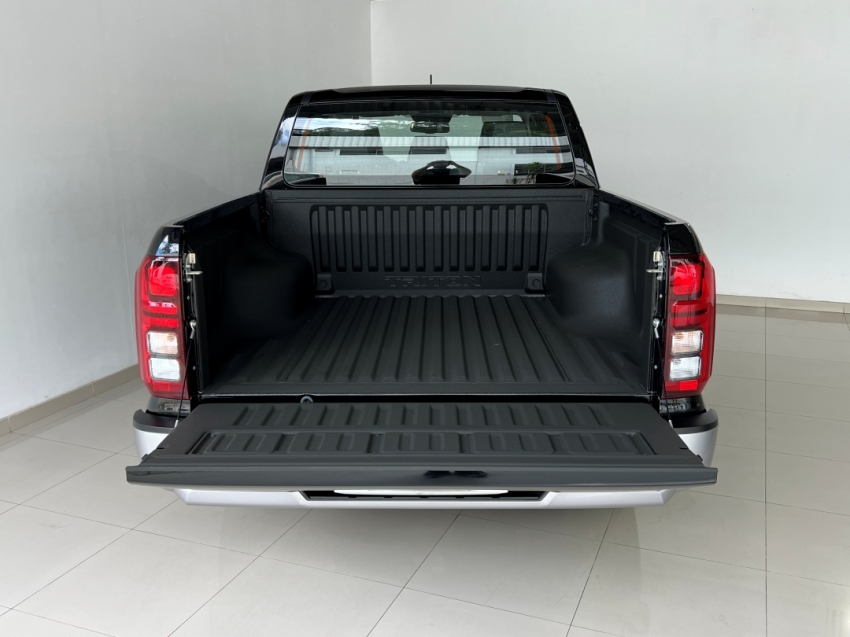 mitsubishi all new triton hpes 202617