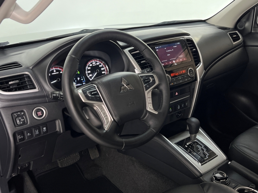 mitsubishi l200 triton sport hpes 20244