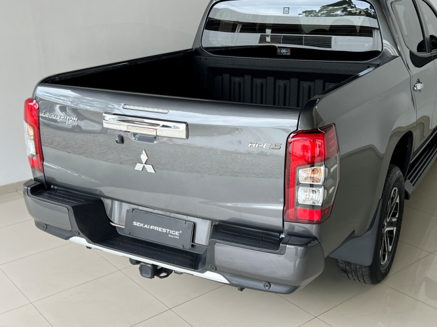 mitsubishi l200 triton sport hpes 202421