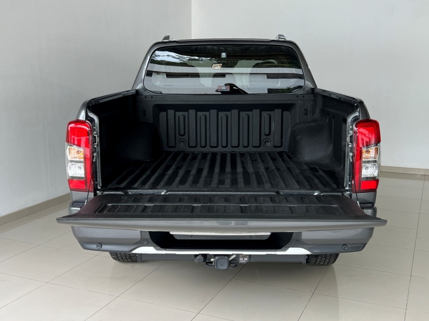 mitsubishi l200 triton sport hpes 202417