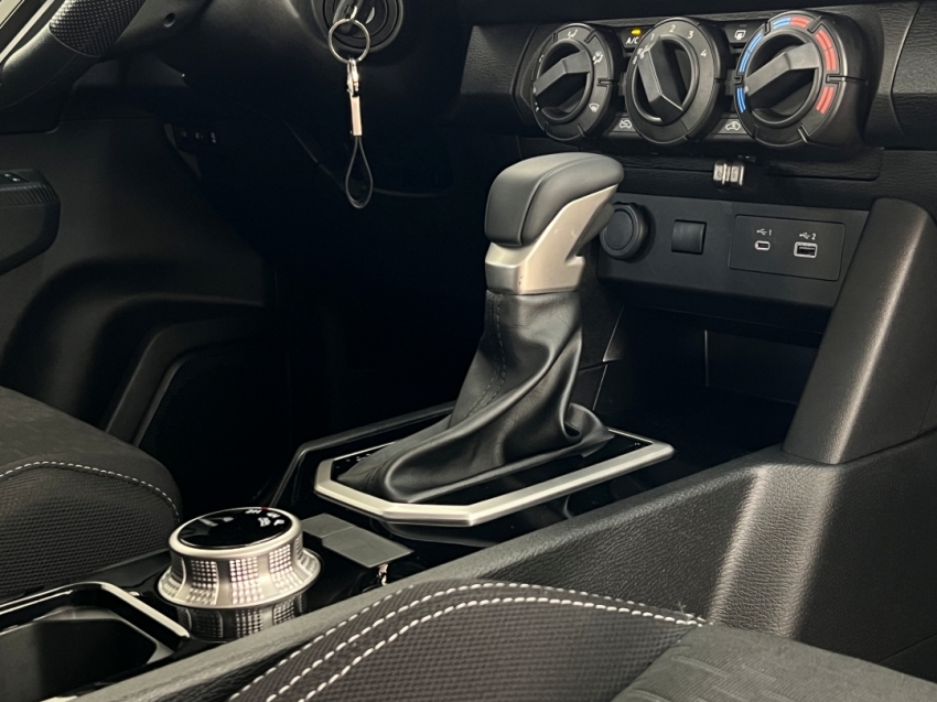 mitsubishi all new triton gls 202625