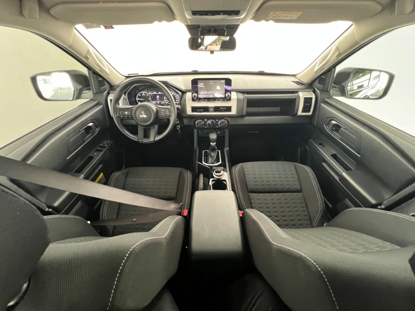 mitsubishi all new triton gls 202623