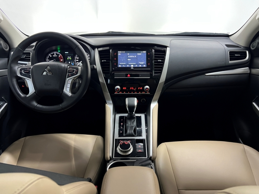 mitsubishi pajero sport hpe 202410