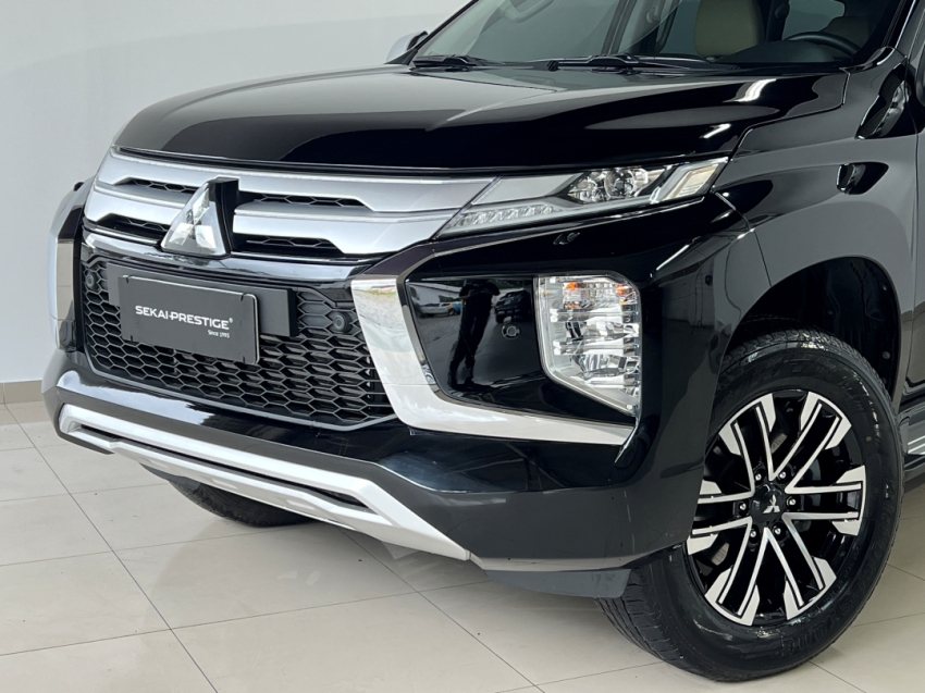 mitsubishi pajero sport hpe 202428