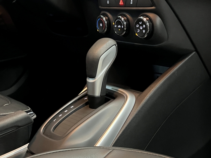 chevrolet tracker lt 1.0 turbo 202423