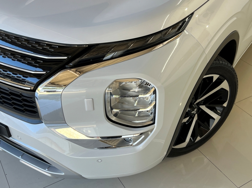mitsubishi new outlander signature phev 202638