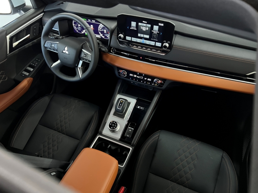 mitsubishi new outlander signature phev 202639