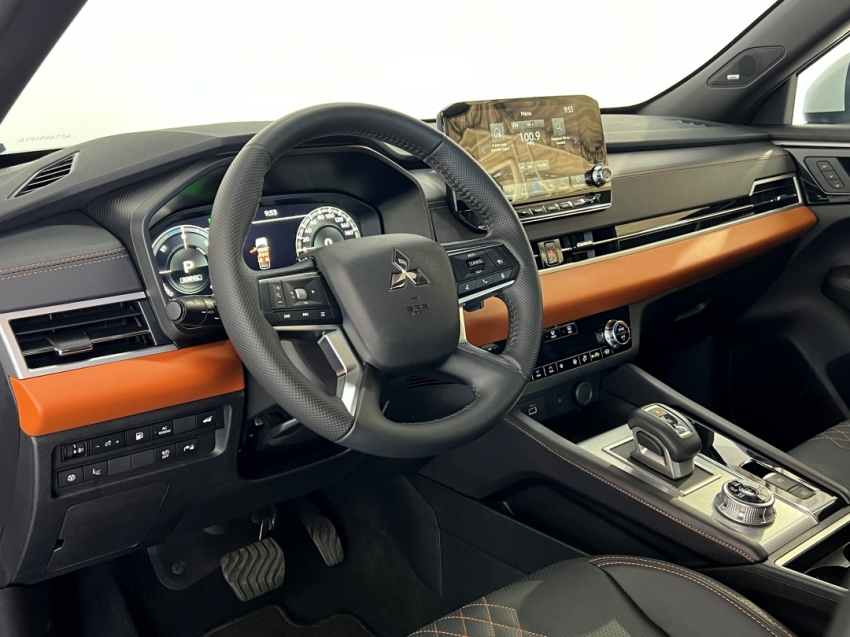mitsubishi new outlander signature phev 20264