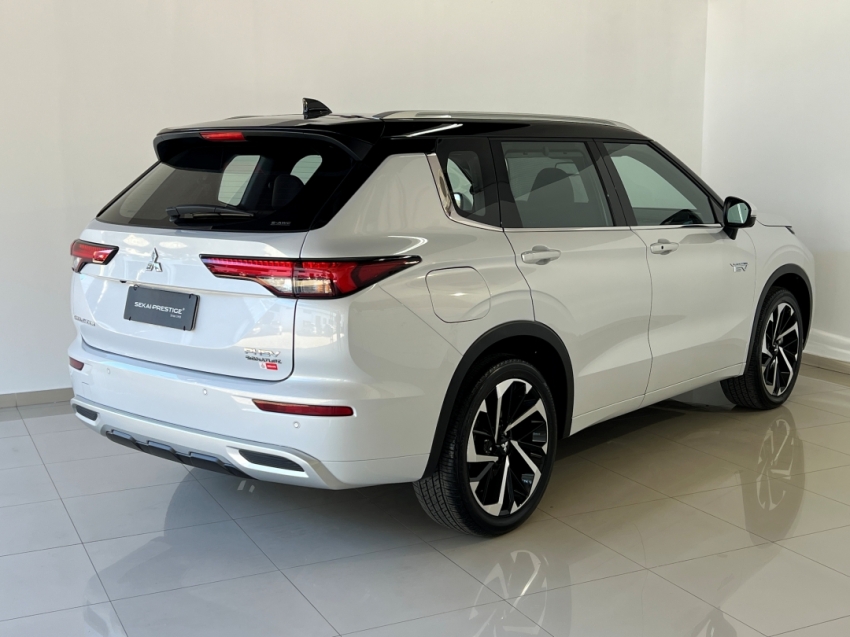 mitsubishi new outlander signature phev 20262