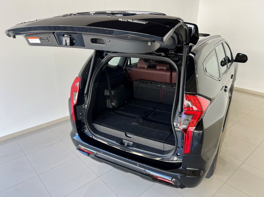 mitsubishi pajero sport legend black 202518