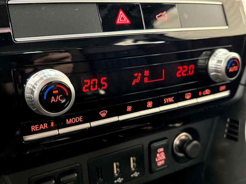mitsubishi pajero sport legend black 20257