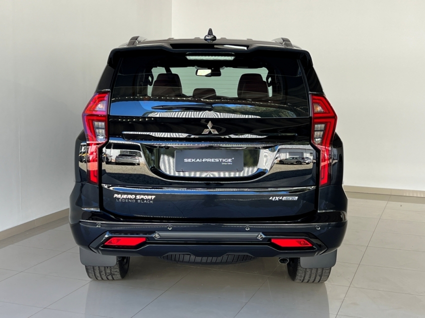 mitsubishi pajero sport legend black 20253