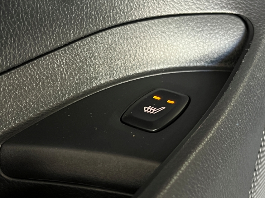 mitsubishi pajero sport legend black 202527