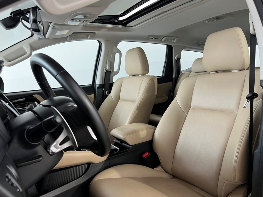 mitsubishi pajero sport legend 202412