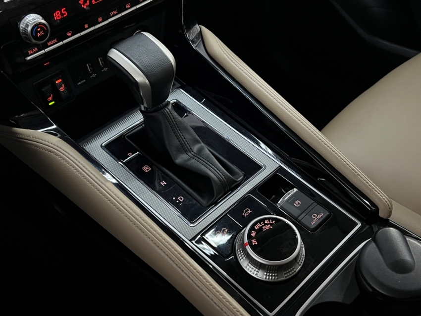 mitsubishi pajero sport legend 20249