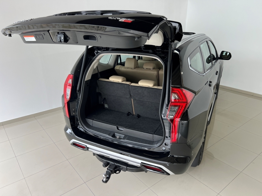mitsubishi pajero sport legend 202418