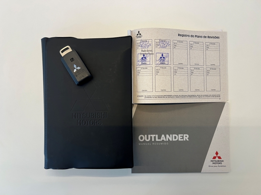 mitsubishi outlander hpe 2.0 202218