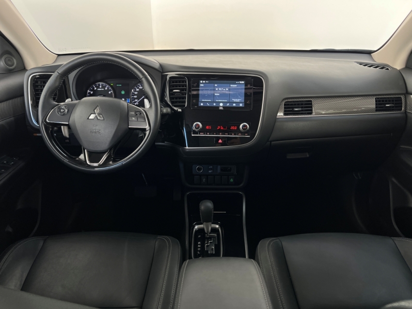 mitsubishi outlander hpe 2.0 20229