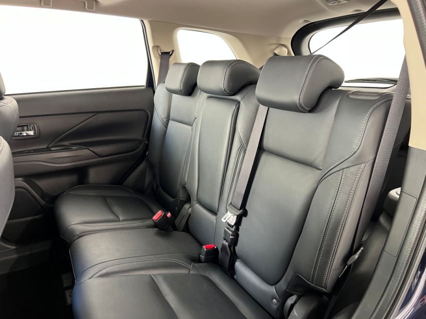 mitsubishi outlander hpe 2.0 202211
