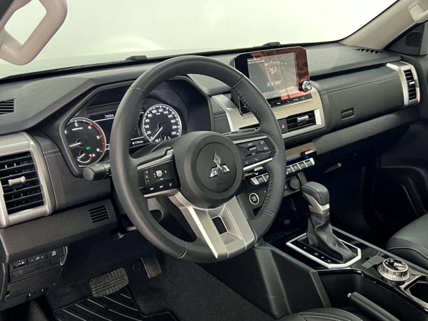 mitsubishi all new triton hpe 20264