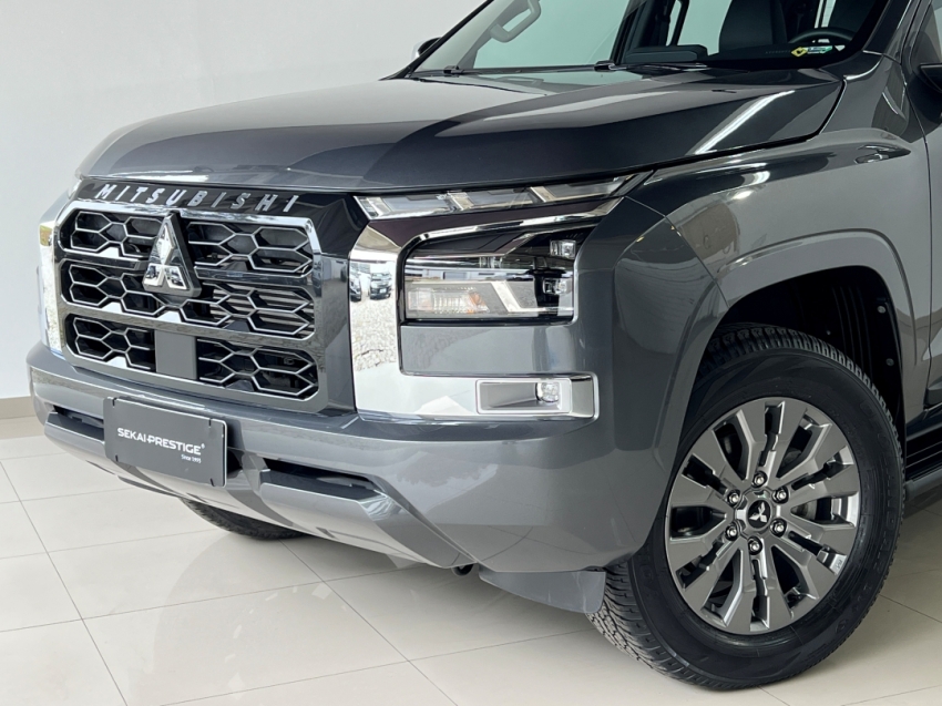 mitsubishi all new triton hpe 202627