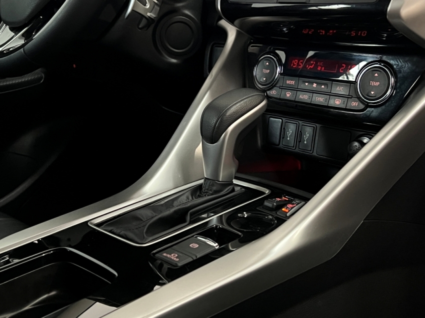 mitsubishi eclipse cross hpe 202424