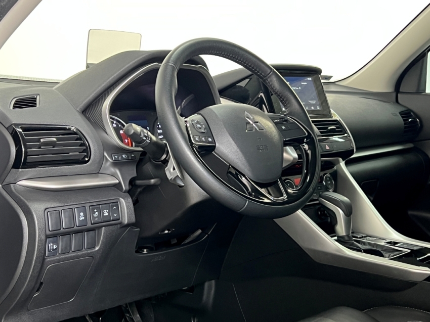 mitsubishi eclipse cross hpe 202421