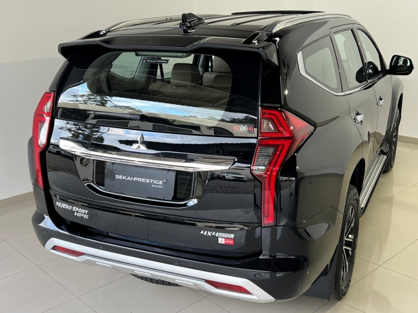 mitsubishi pajero sport hpe 202321