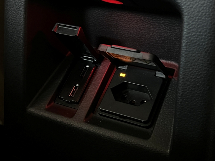 mitsubishi pajero sport hpe 202326
