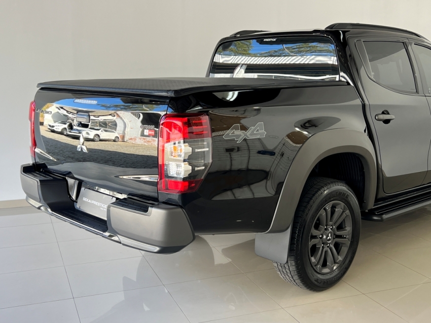 mitsubishi l200 triton sport outdoor plus 202515
