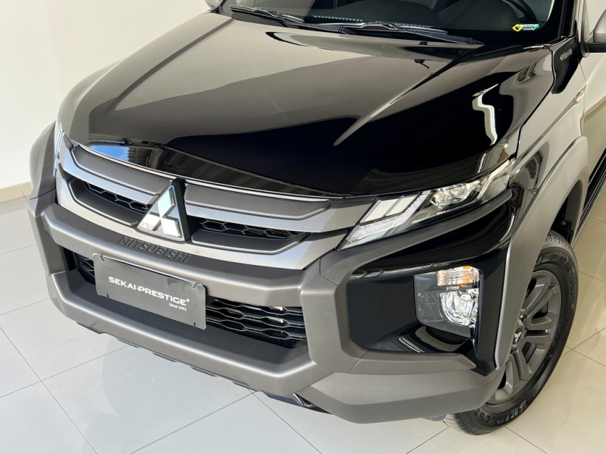 mitsubishi l200 triton sport outdoor plus 202520
