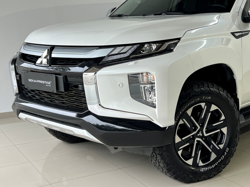 mitsubishi l200 triton sport hpes 202327