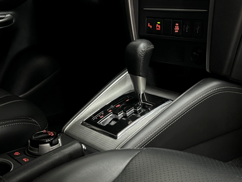 mitsubishi l200 triton sport hpes 202325