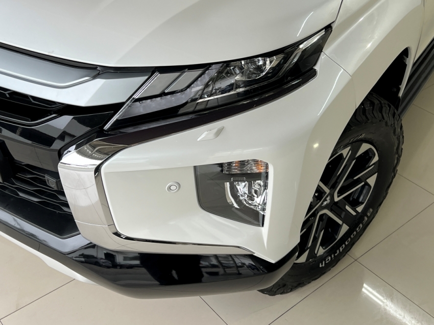 mitsubishi l200 triton sport hpes 202331